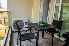Modern Hennessy Apartment - Image 2