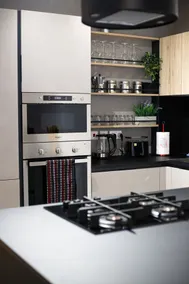 Modern Hennessy Apartment - Image 5