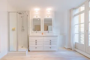Right in the center, brand new and 2 bathrooms - Image 5
