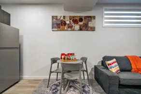 Perfect Stay 2 Bedroom Basement Suite - Image 4