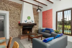 Mas Feliu. La Torre Apartment, sleeps four - Image 2
