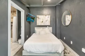 Cozy Cottage in Aggieland, Texas - Image 3