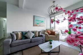 Charming and Downtown, Perfect for Relaxing - Image 2