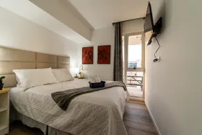 Charming and Downtown, Perfect for Relaxing - Image 5