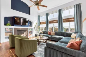 Centrally Located 5BD - Games, BBQ & Firepit Patio - Image 2