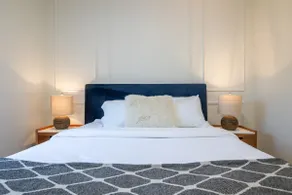 Spacious 3 Bedrooms Condo - Image 4