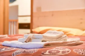 Tourist accommodation with 2 triple rooms and a small kitchen - Image 3