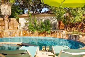 Cozy Cactus - sleeps 12 w/ pool & hot tub - Image 3