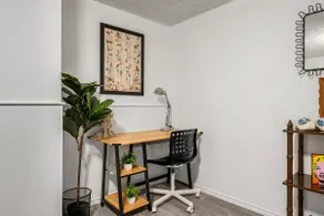 Charming 3BR Suite with Garage - Image 5