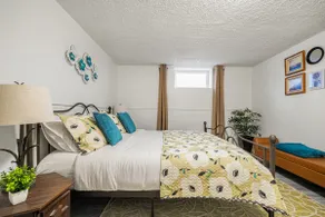 Charming 3BR Suite with Garage - Image 2