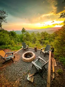 BlueRidge Everest Retreat: Spa, MTM Views, Games - Image 3