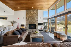 Grey Mare Chalet - Image 3