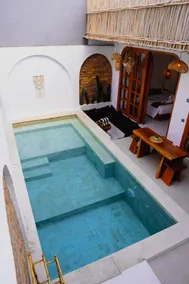Private pool villa w/ 2 BR near airport and kuta - Image 3