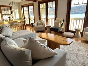 Charming Lakefront Cottage - Image 5