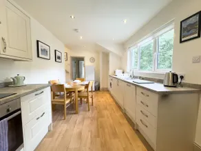 Great base for walking and cycling in Keswick - Image 2