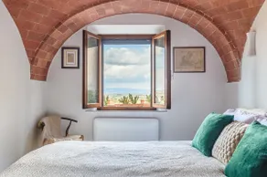 Design apartment with view, private terrace, A/C - Image 3