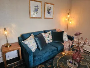 Birdsong Boho | Boutique Stay Near Downtown - Image 3