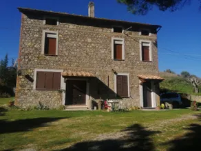 The Farmhouse in Umbria: Relaxation and Culture - Image 1