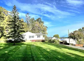 Candlewood Lakefront-Exclusive- Ideal Vacation - Image 3
