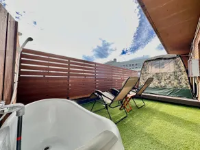 Capacity 16 | Tent Sauna Experience on the Top Floor Rooftop Balcony | Big Impact Pop-in Aladdin - Image 2