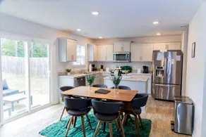 Roomy,Open Floor Plan,King Suite,20 mins to Elon! - Image 2