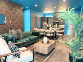 Luxury Rooftop 2BR 2B | FIFA DFW Apartment Retreat - Image 5