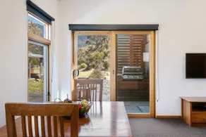 Four Mile Hut - Studio Apartment - Image 2