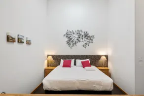 Four Mile Hut - Studio Apartment - Image 3