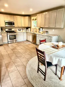 NEW! Peaceful Retreat at Nary Hill - Image 5