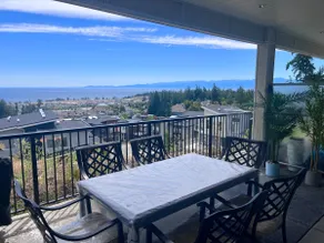 Stunning Ocean View Suite Private Entry - Image 2
