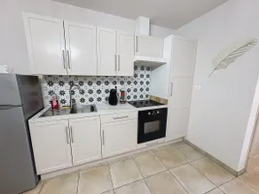 Apartment in Saint-Andiol - Image 4