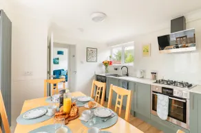Comfortable 4-Bedroom Heaven in Thetford - Image 2