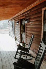 The Lincoln Cabin - Image 2