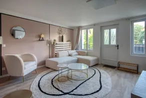 Romantic suite w. parking, casino 2 min away - Image 3