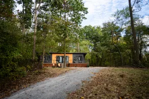 *Woodland Chalet* Hot Tub - Fire Pit - Grill - Image 5