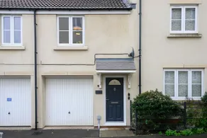 Cosy 2 Bed Apartment in Frome Near Town Centre - Image 2