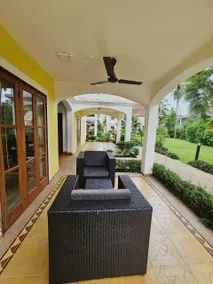 Golden Sands: Peaceful Lovers Beach Escape - Image 5