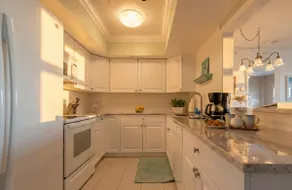 Spacious 3BR Beachfront Condo w/ Balcony & Parking - Image 4