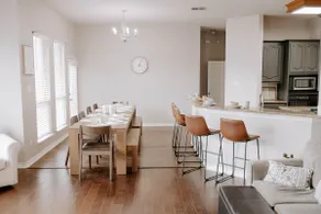 Frisco Getaway – Sleeps 12+ | Perfect for Groups - Image 2