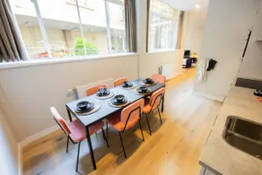 Contemporary 3BDR Apartment WS - 99 SQM - Image 4