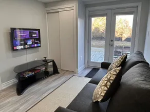 Rita's Kunjo - 2BR, 3BD, 2WR, Full Ktchn, Living - Image 2