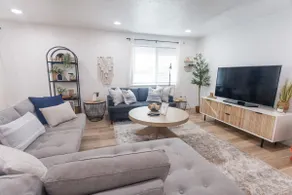 Modern Ranch Style 4 Bdrm Home - Image 2