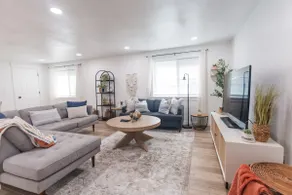 Modern Ranch Style 4 Bdrm Home - Image 3