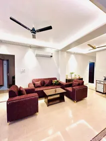 Peaceful green view apartment - Image 2