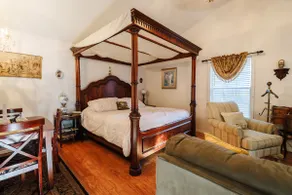 Charming Getaway | 30 Min to Daytona | Unwind - Image 3