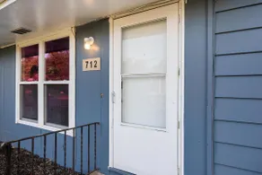 Hines Haven - Unit 2 - Perfect BNB for YOU - Image 5
