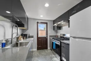 Rosemead 2BR | King Beds | Free Parking | nr DTLA - Image 4