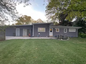 Fully Furnished 2BR+Study Home in Menomonee Falls - Image 2