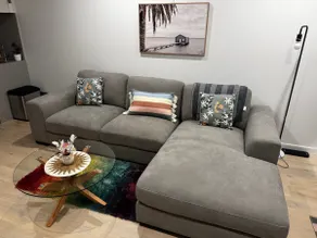 2BR2BA Courtyard Apt Parkville+Pool+Gym+Parking - Image 4
