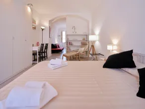 Carlo's Home - Image 3